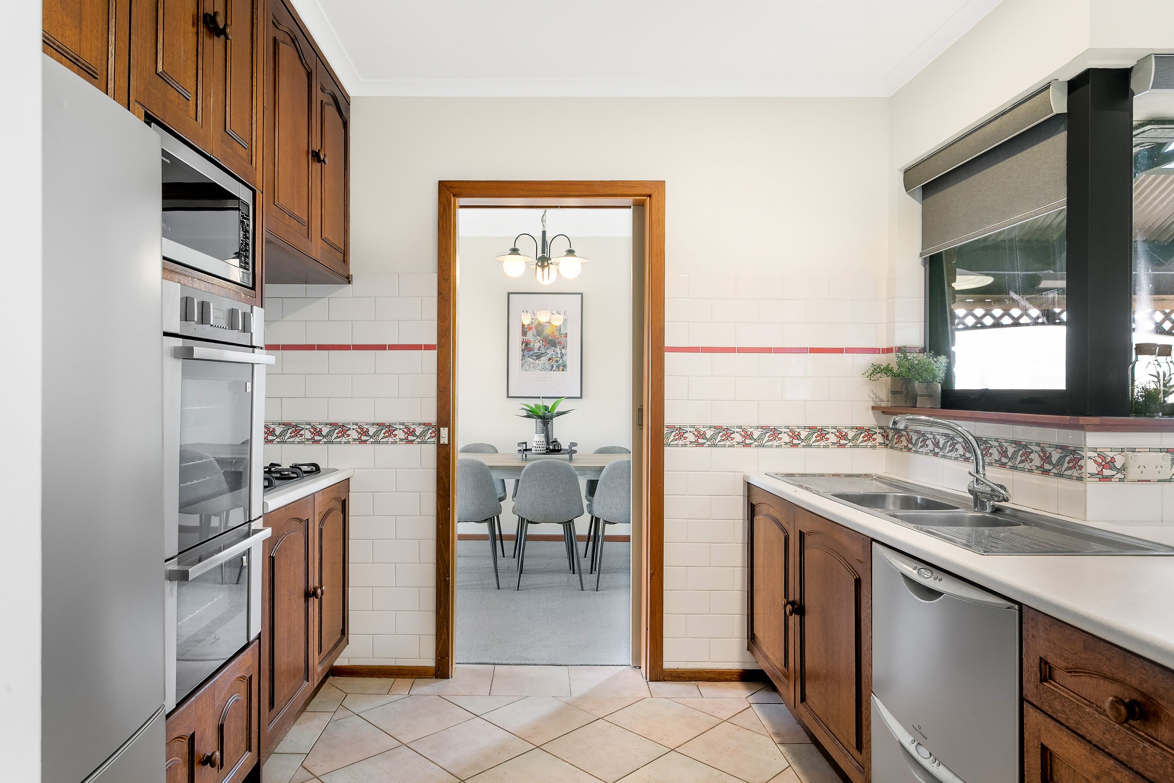 204 Perry Barr Road, Hallett Cove SA 5158, Hallett Cove - Thumbnail 6