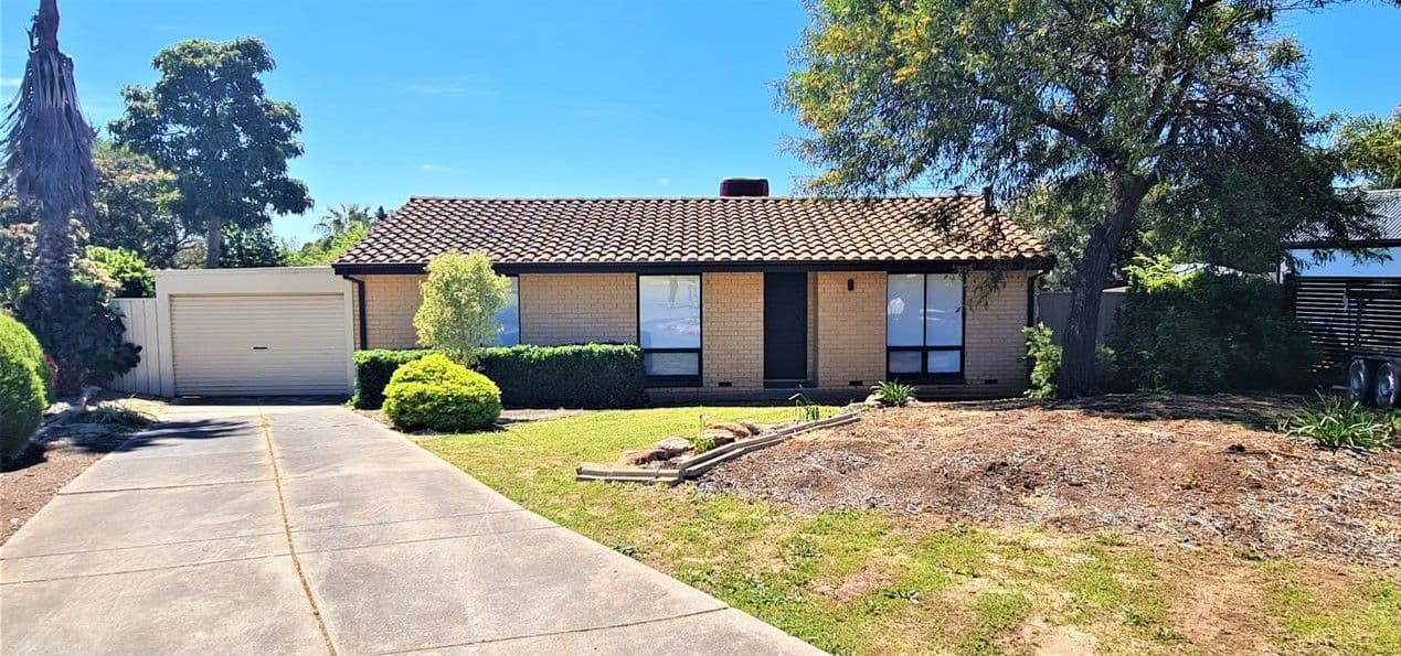 10 Yangoura Court, Surrey Downs SA 5126, Surrey Downs - Image 1