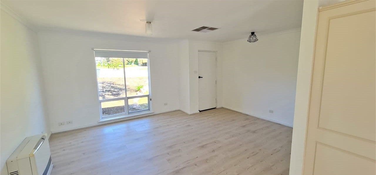 10 Yangoura Court, Surrey Downs SA 5126, Surrey Downs - Thumbnail 2