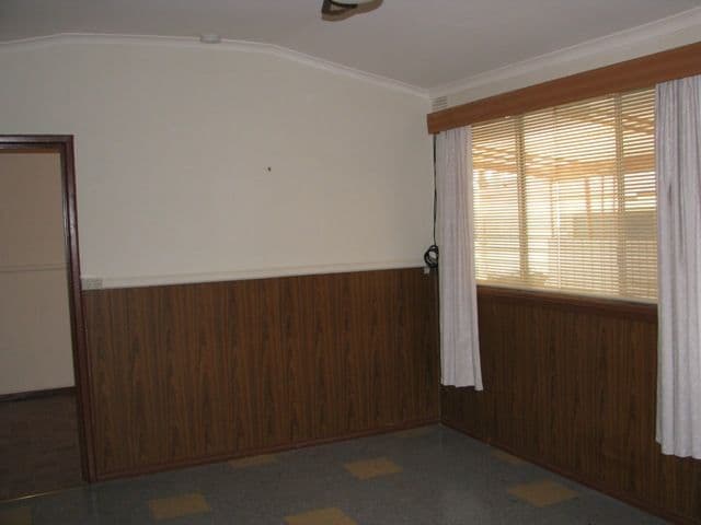 12 Cocksedge Road, BARMERA SA 5345, Barmera - Thumbnail 2