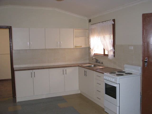 12 Cocksedge Road, BARMERA SA 5345, Barmera - Thumbnail 4