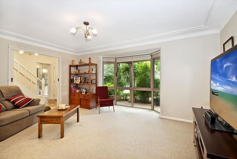 4 Olympus Street, WINSTON HILLS NSW 2153, Winston Hills - Thumbnail 2