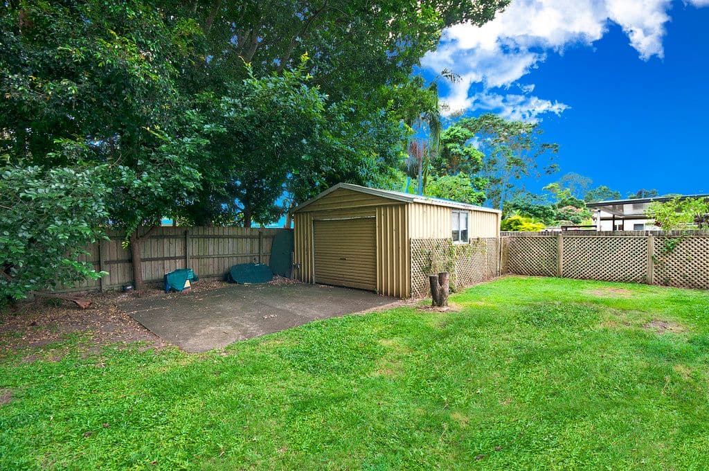 21 Timor Avenue, PALM BEACH QLD 4221, Palm Beach - Thumbnail 3