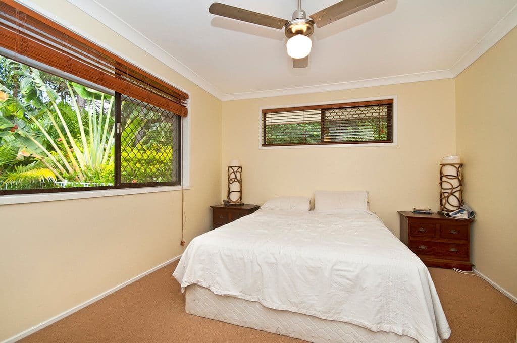 21 Timor Avenue, PALM BEACH QLD 4221, Palm Beach - Thumbnail 8