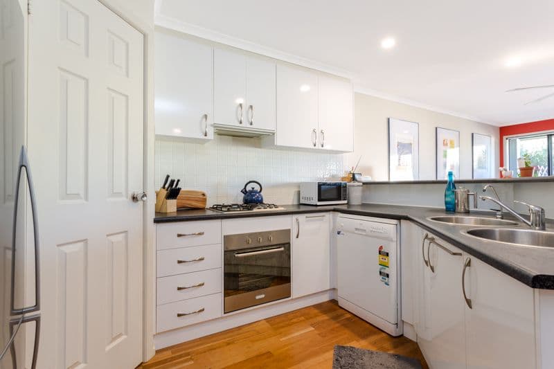 10 Second Avenue, Seaton SA 5023, Seaton - Thumbnail 4