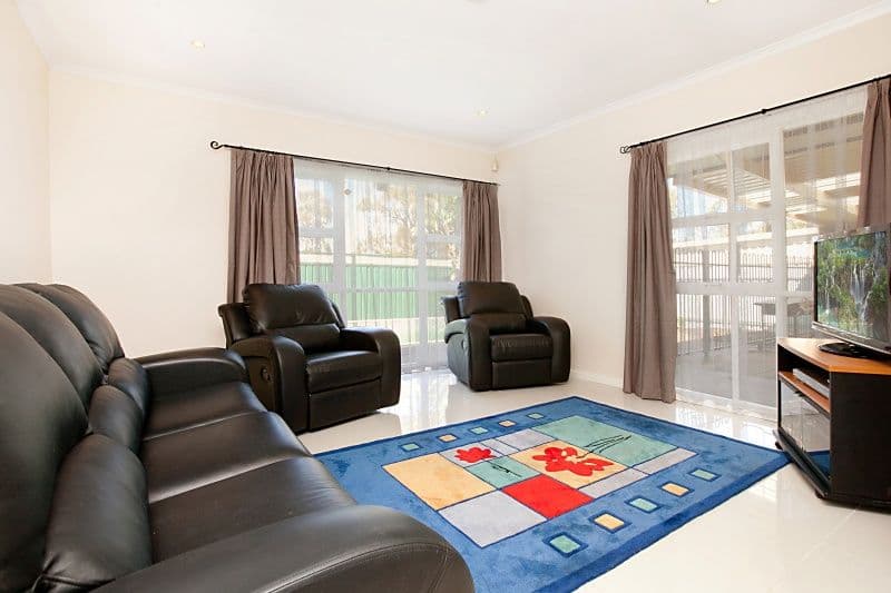 24 Beaumont Road, SMITHFIELD PLAINS SA 5114, Smithfield Plains - Thumbnail 2