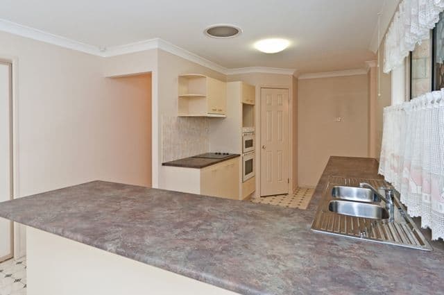 34 McGrath Lane, BOOVAL QLD 4304, Booval - Thumbnail 5