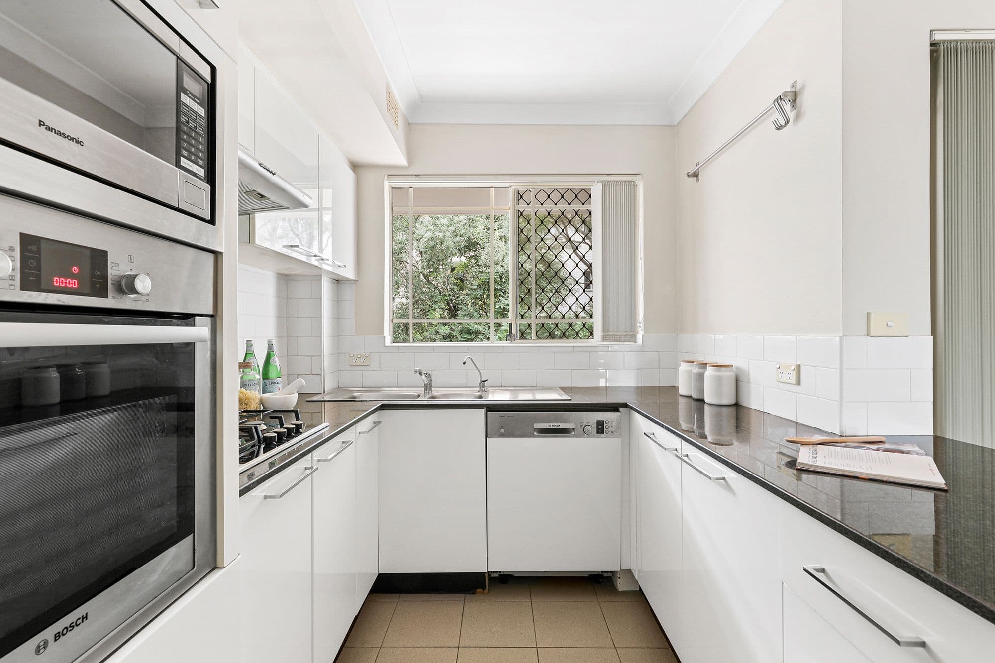 16 Broughton Road, Artarmon NSW 2064, Artarmon - Thumbnail 3