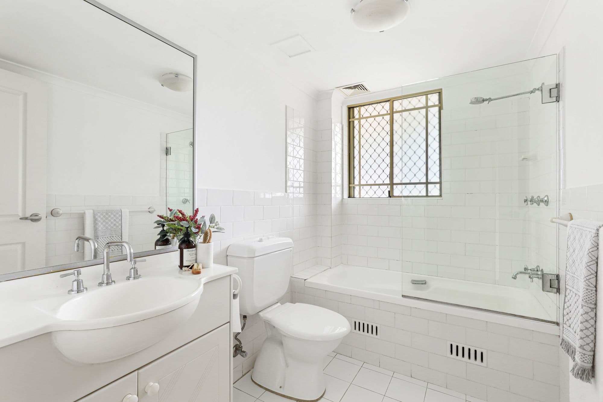 16 Broughton Road, Artarmon NSW 2064, Artarmon - Thumbnail 6