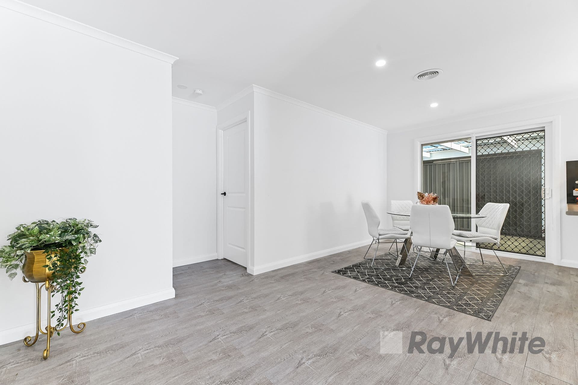 75 Seebeck Drive, Narre Warren South VIC 3805, Narre Warren South - Thumbnail 7