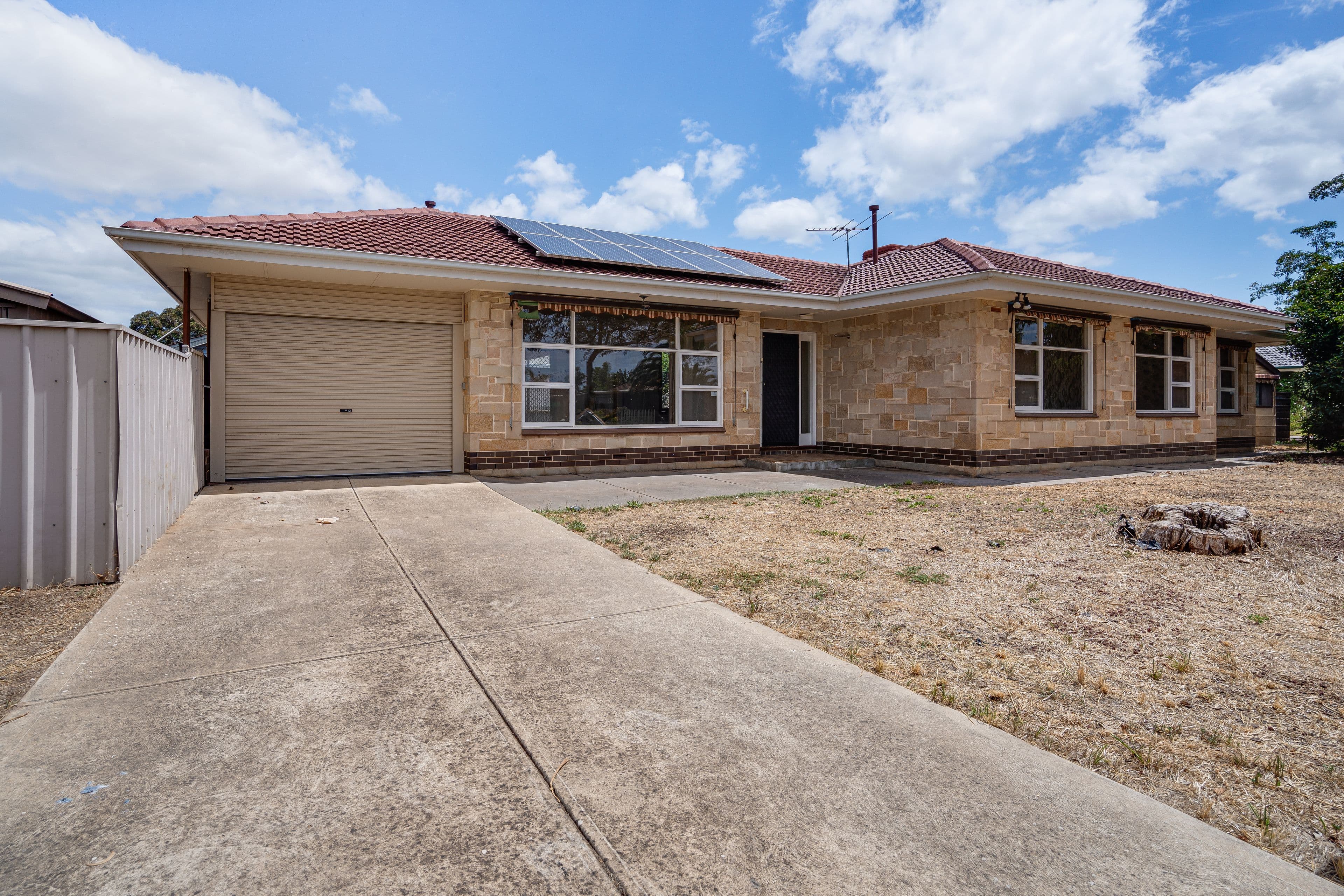4 Lincoln Avenue, Parafield Gardens SA 5107, Parafield Gardens - Image 1