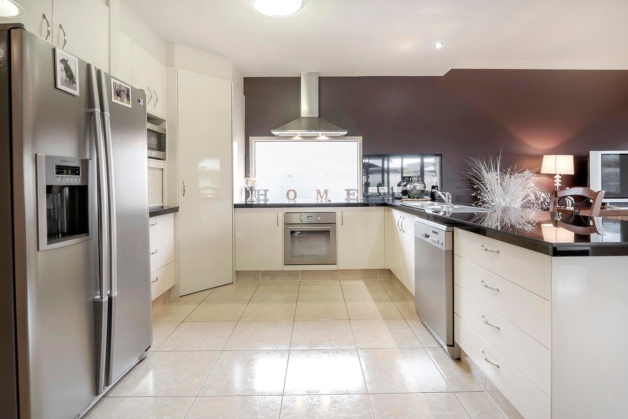 35 Costa Del Sol Avenue, Coombabah QLD 4216, Coombabah - Thumbnail 6