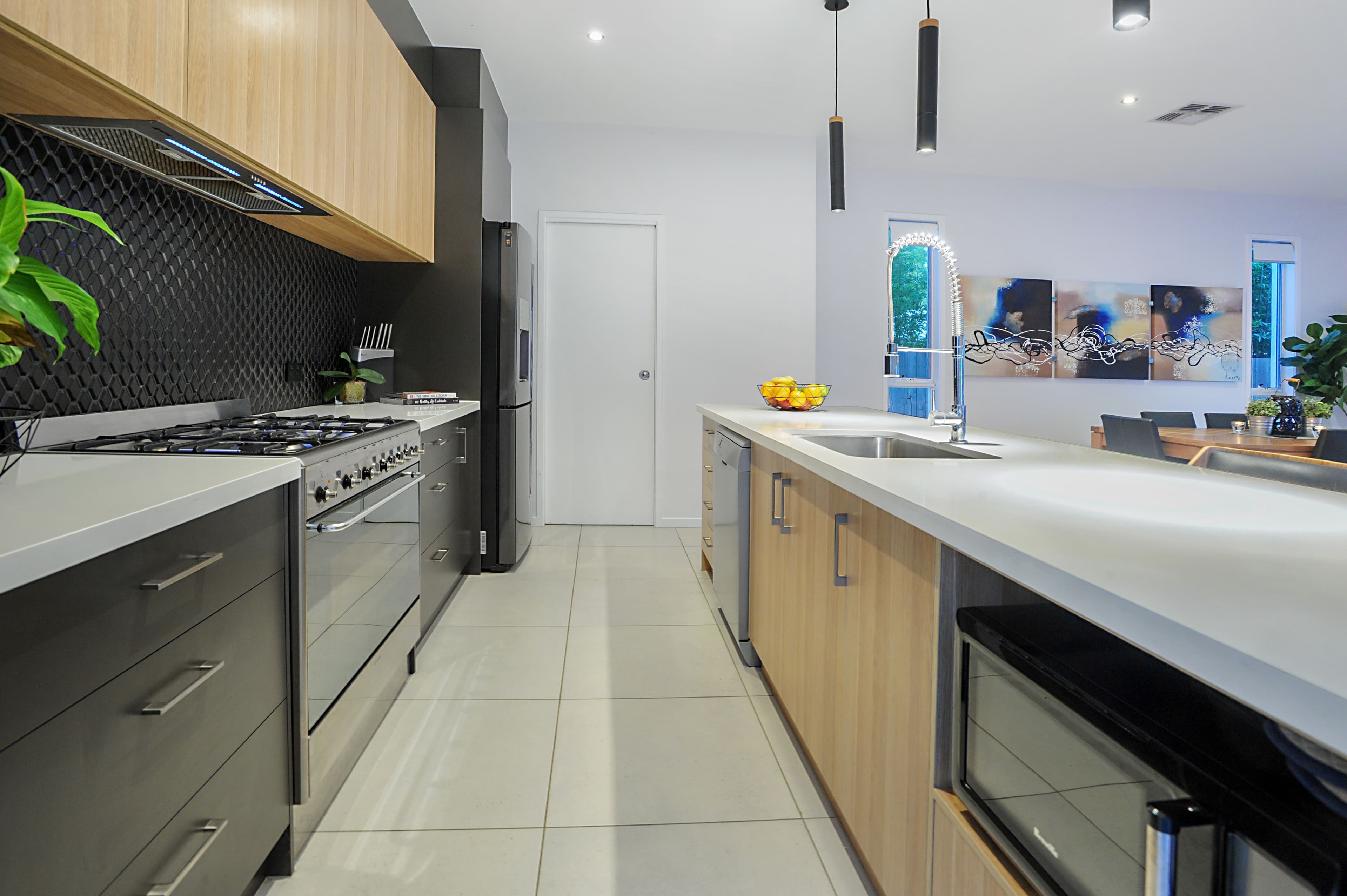 46 Pleystowe Crescent, Hendra QLD 4011, Hendra - Thumbnail 5