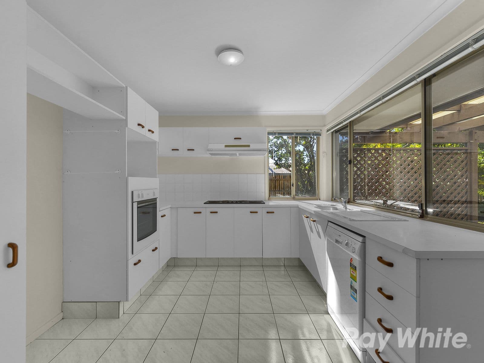 82 Glengarry Road, Keperra QLD 4054, Keperra - Thumbnail 5