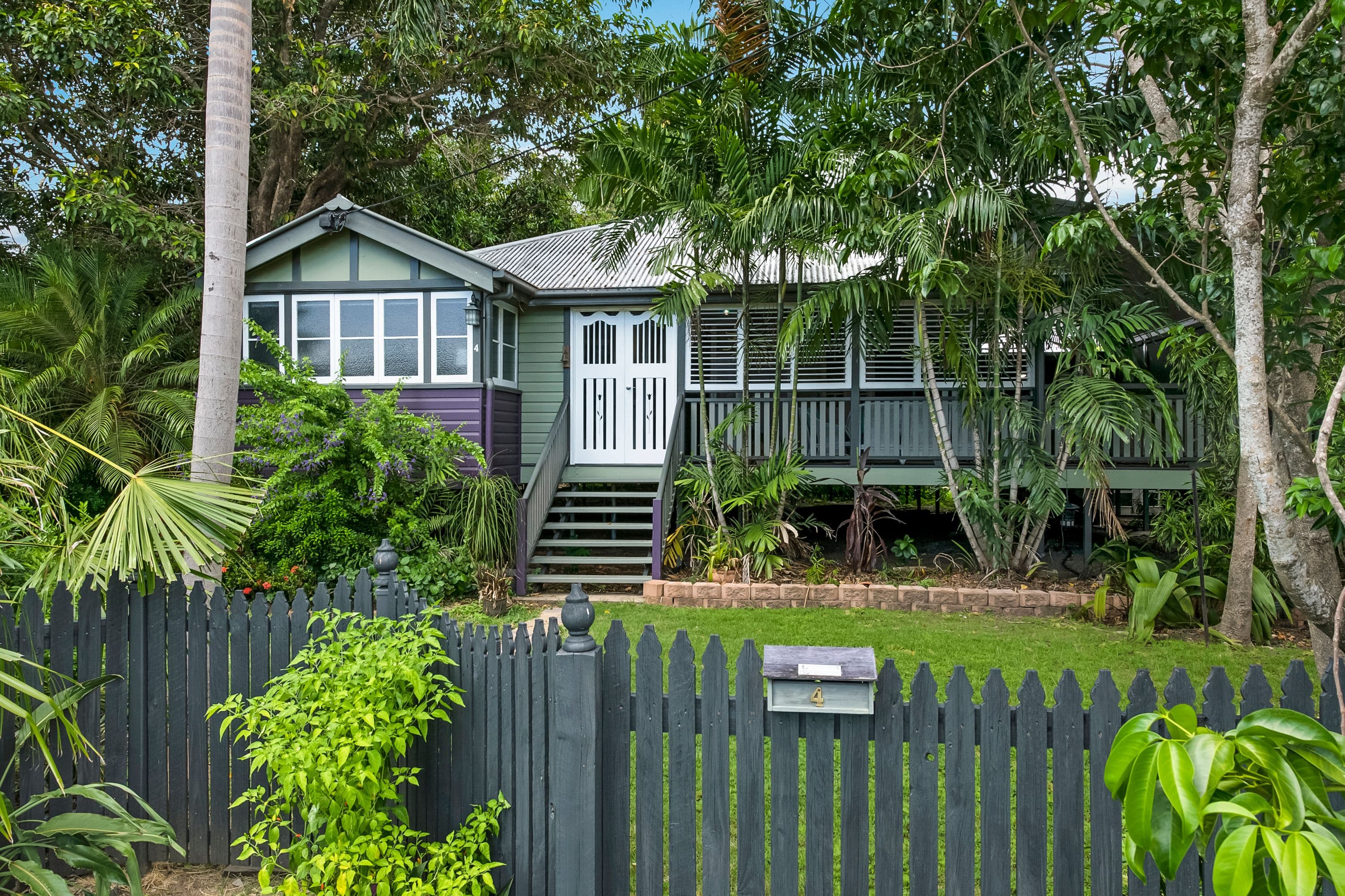 4 Harding Avenue, Mundingburra QLD 4812, Mundingburra - Image 1