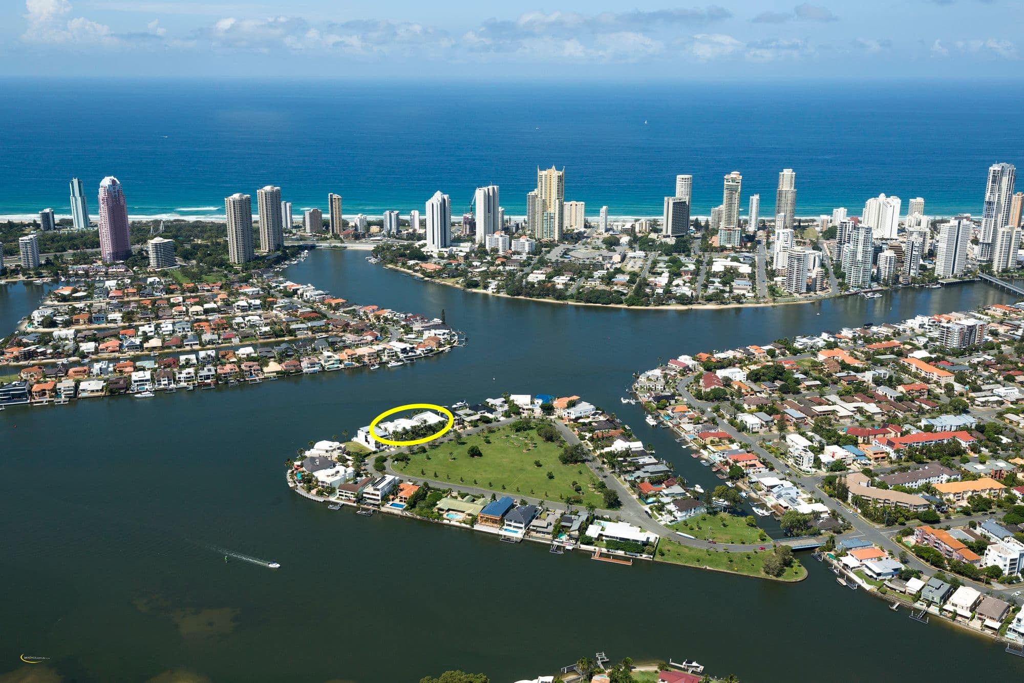 18-20 Southern Cross Drive, Surfers Paradise QLD 4217, Surfers Paradise - Thumbnail 2