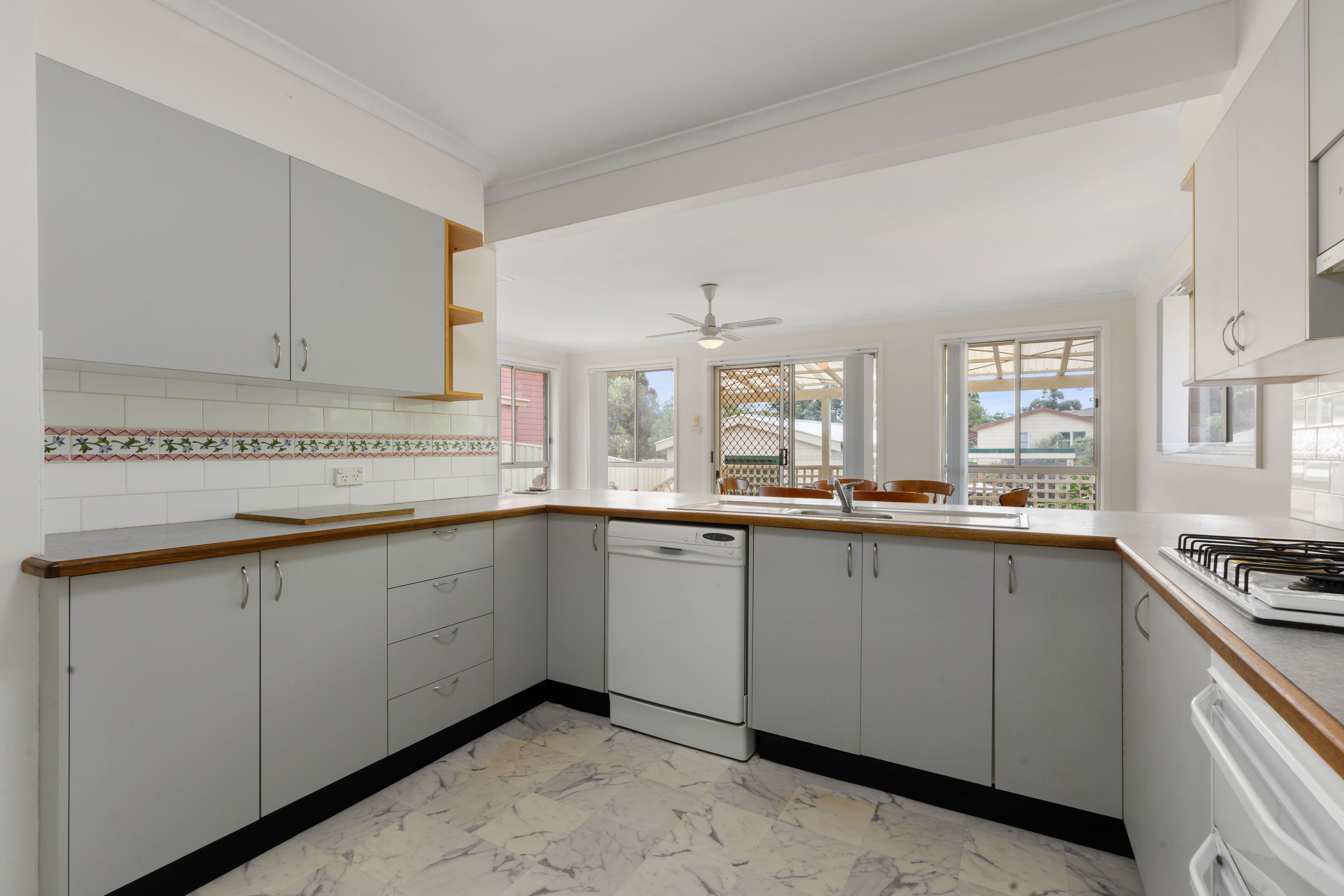 11 Yarrowlow Street, Goulburn NSW 2580, Goulburn - Thumbnail 5