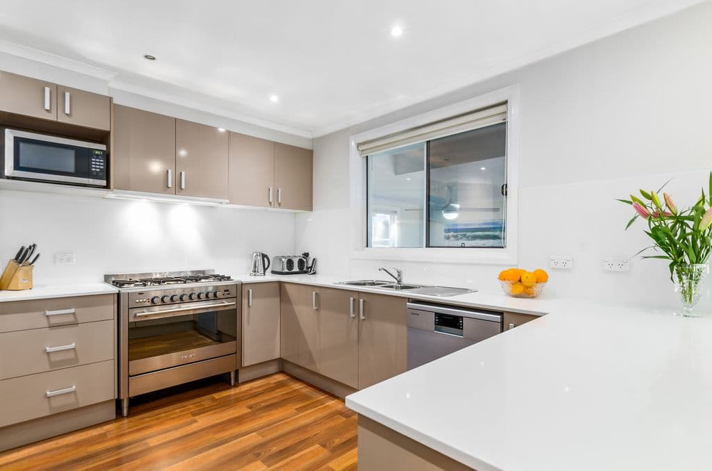6 Woodridge Road, Horsley - Thumbnail 2