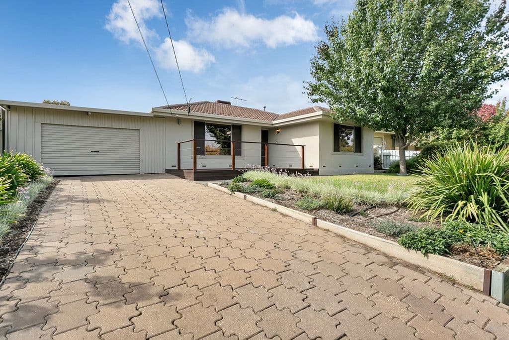 28 Cornell Avenue, Valley View SA 5093, Valley View - Image 1