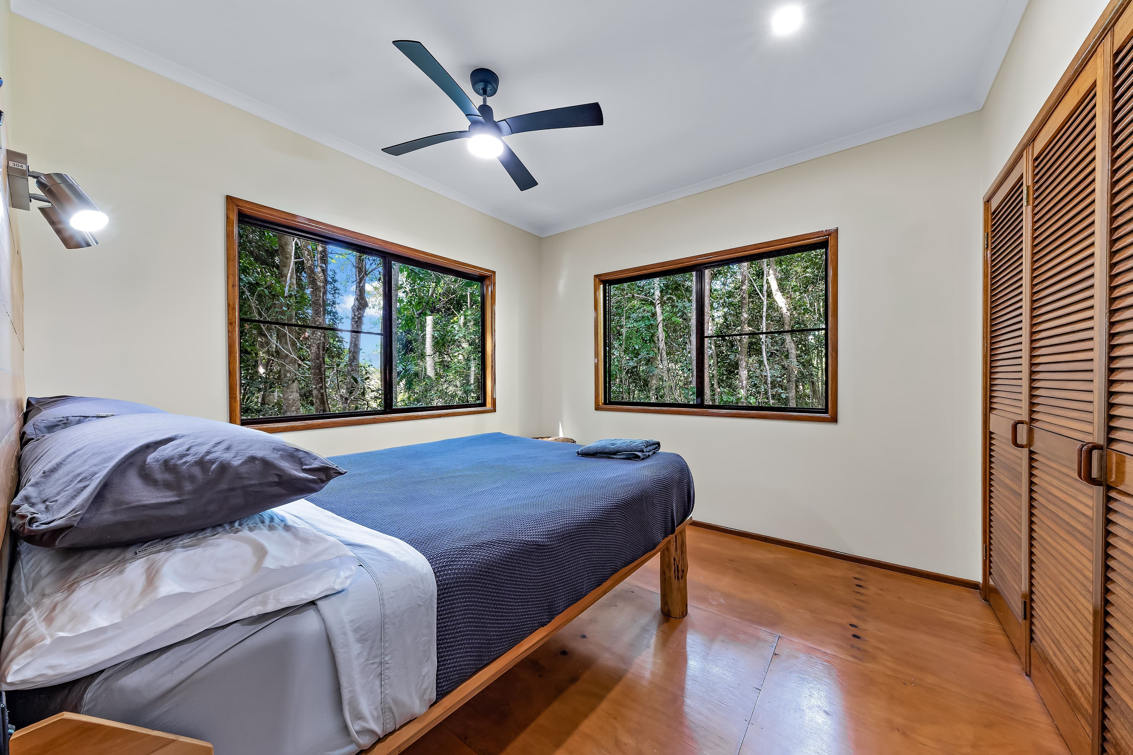 203 Staniland Drive, Strathdickie QLD 4800, Strathdickie - Thumbnail 4