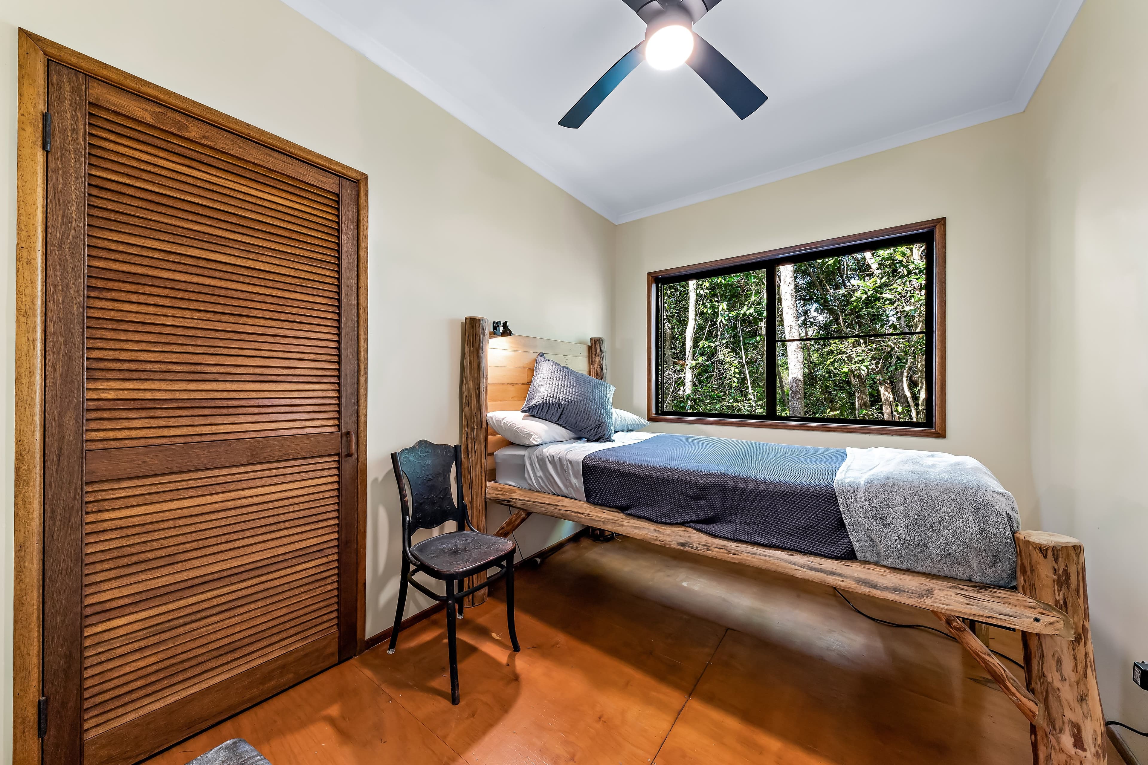 203 Staniland Drive, Strathdickie QLD 4800, Strathdickie - Thumbnail 5