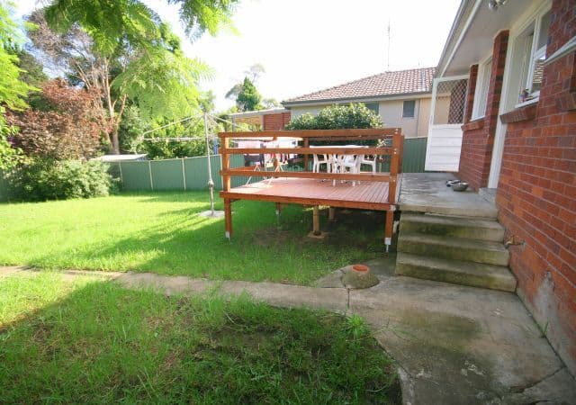 57 Caroline Crescent, GEORGES HALL NSW 2198, Georges Hall - Thumbnail 5