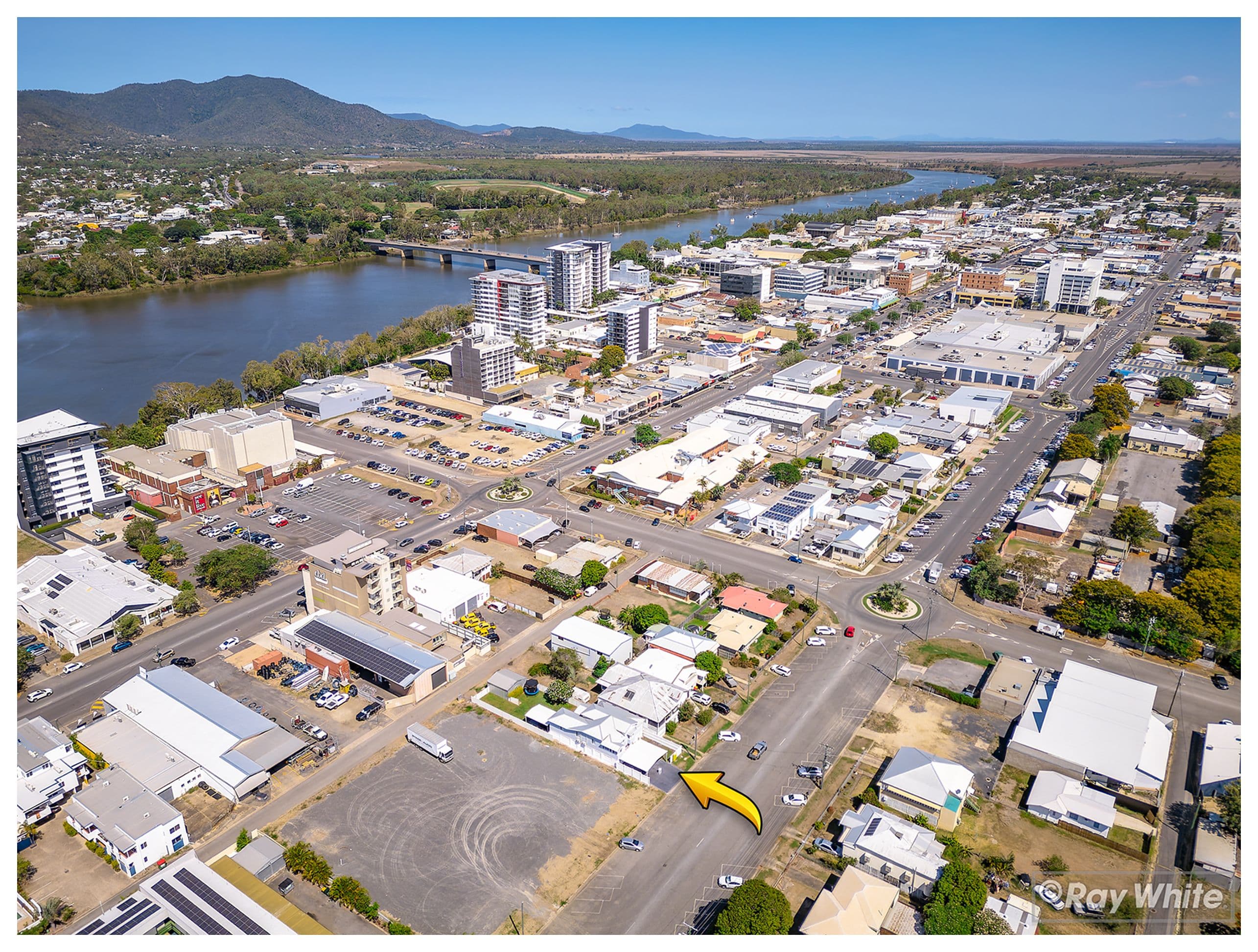 43 Alma Street, Rockhampton City QLD 4700, Rockhampton City - Thumbnail 2