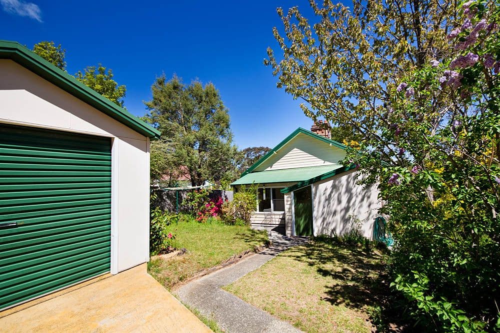 21 Thirroul Avenue, Blackheath - Image 1