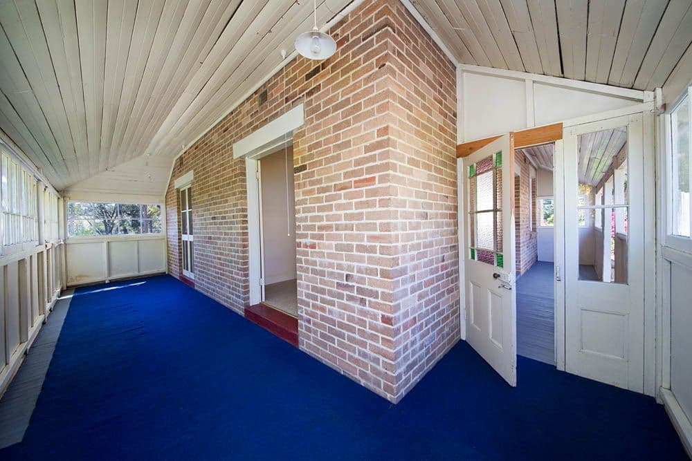 21 Thirroul Avenue, Blackheath - Thumbnail 2