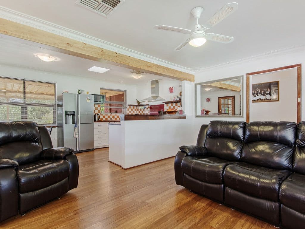 24 Inkpen Way, Orelia WA 6167, Orelia - Thumbnail 2