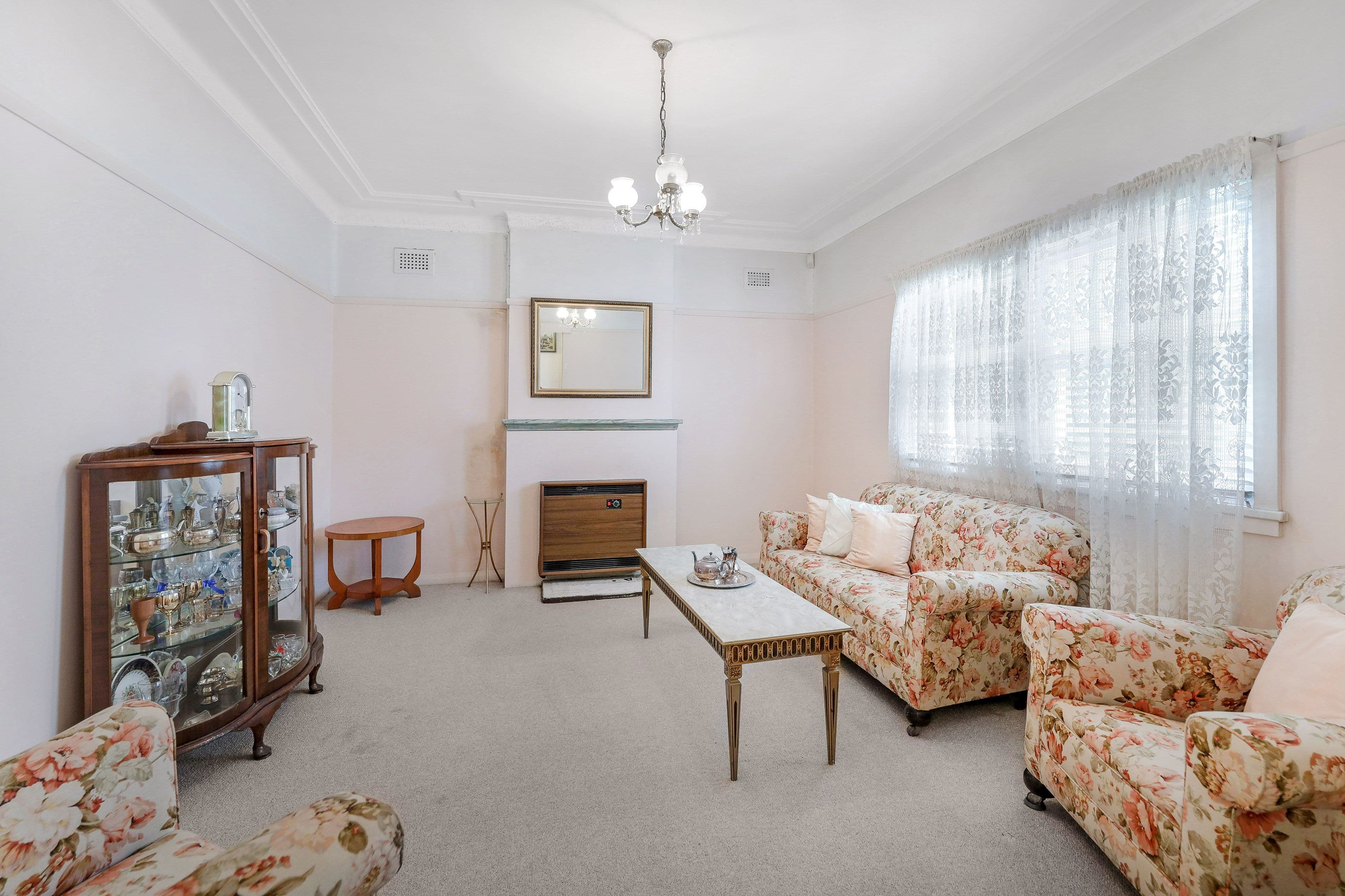 6 Haig Avenue, Georges Hall NSW 2198, Georges Hall - Thumbnail 4
