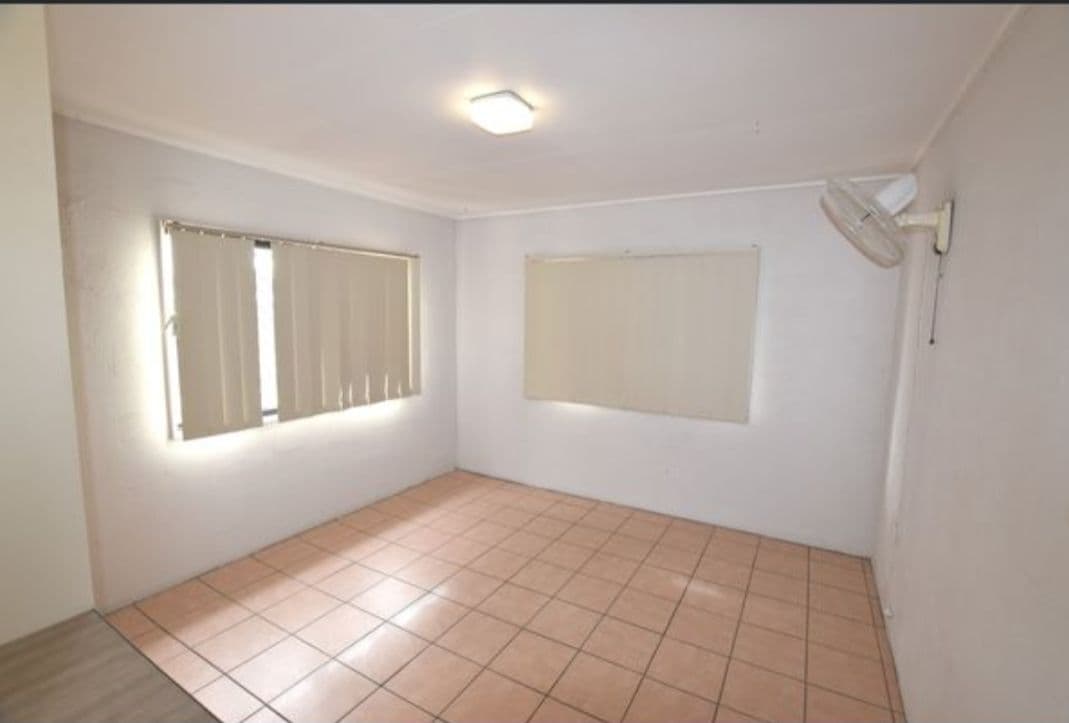 1 Smith Street, West Gladstone QLD 4680, West Gladstone - Thumbnail 8