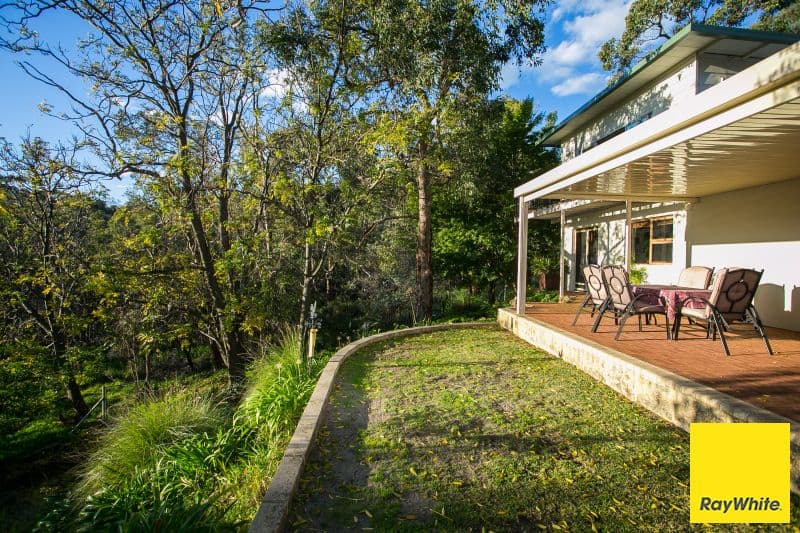 8 Dale Drive, Gooseberry Hill WA 6076, Gooseberry Hill - Thumbnail 2