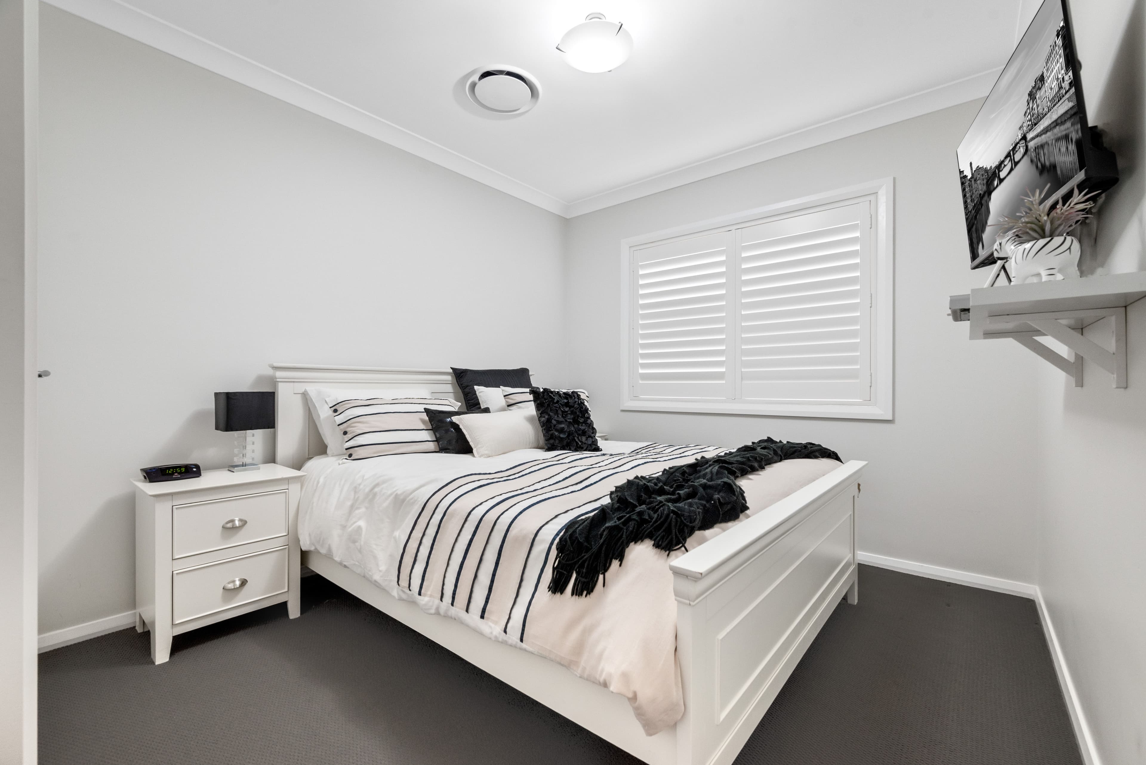 111 Springs Road, Spring Farm NSW 2570, Spring Farm - Thumbnail 7