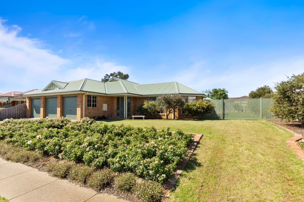 73 Westleigh Drive, Werribee VIC 3030, Werribee - Image 1
