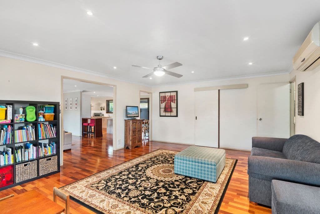 16 Colvillea Court, Palm Beach QLD 4221, Palm Beach - Thumbnail 8
