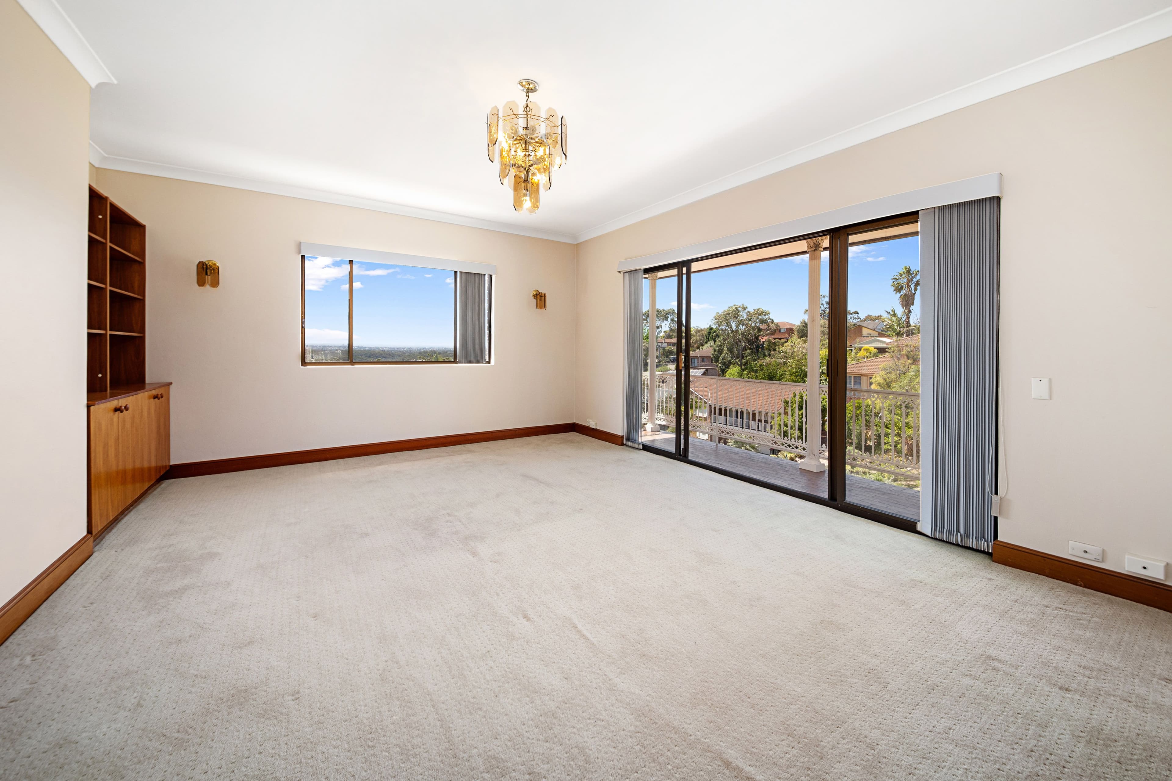 11 Moon Point Road, Illawong NSW 2234, Illawong - Thumbnail 8