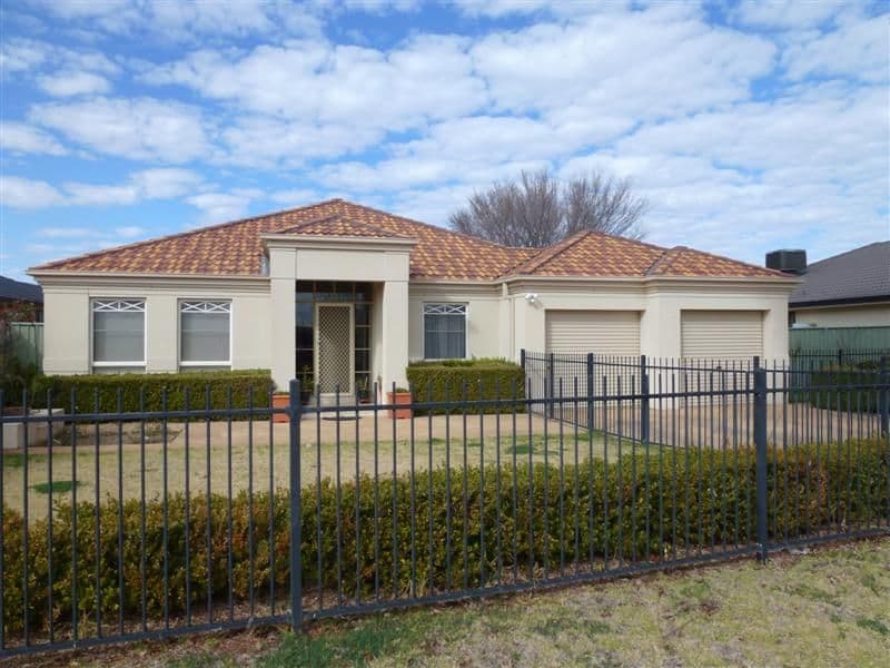 35 Castlereagh Avenue, DUBBO NSW 2830, Dubbo - Image 1
