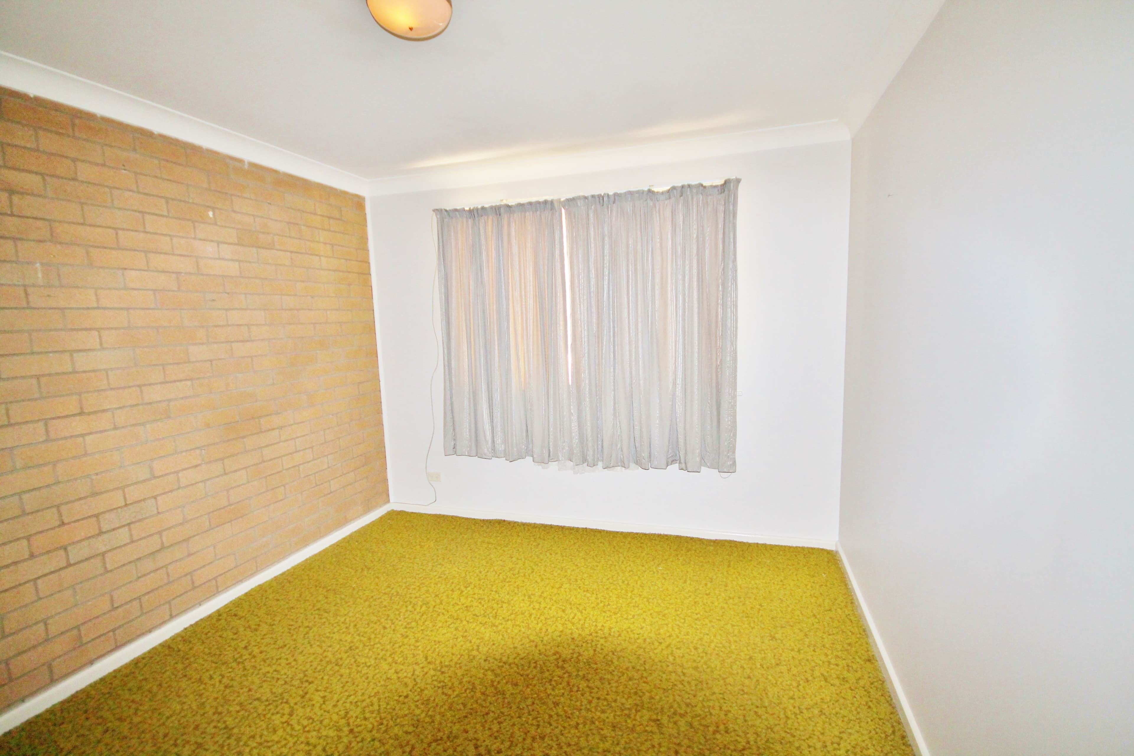 16 Blackett Avenue, Young - Thumbnail 7