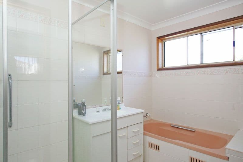 30 Gavin Way, LAKE HAVEN NSW 2263, Lake Haven - Thumbnail 7