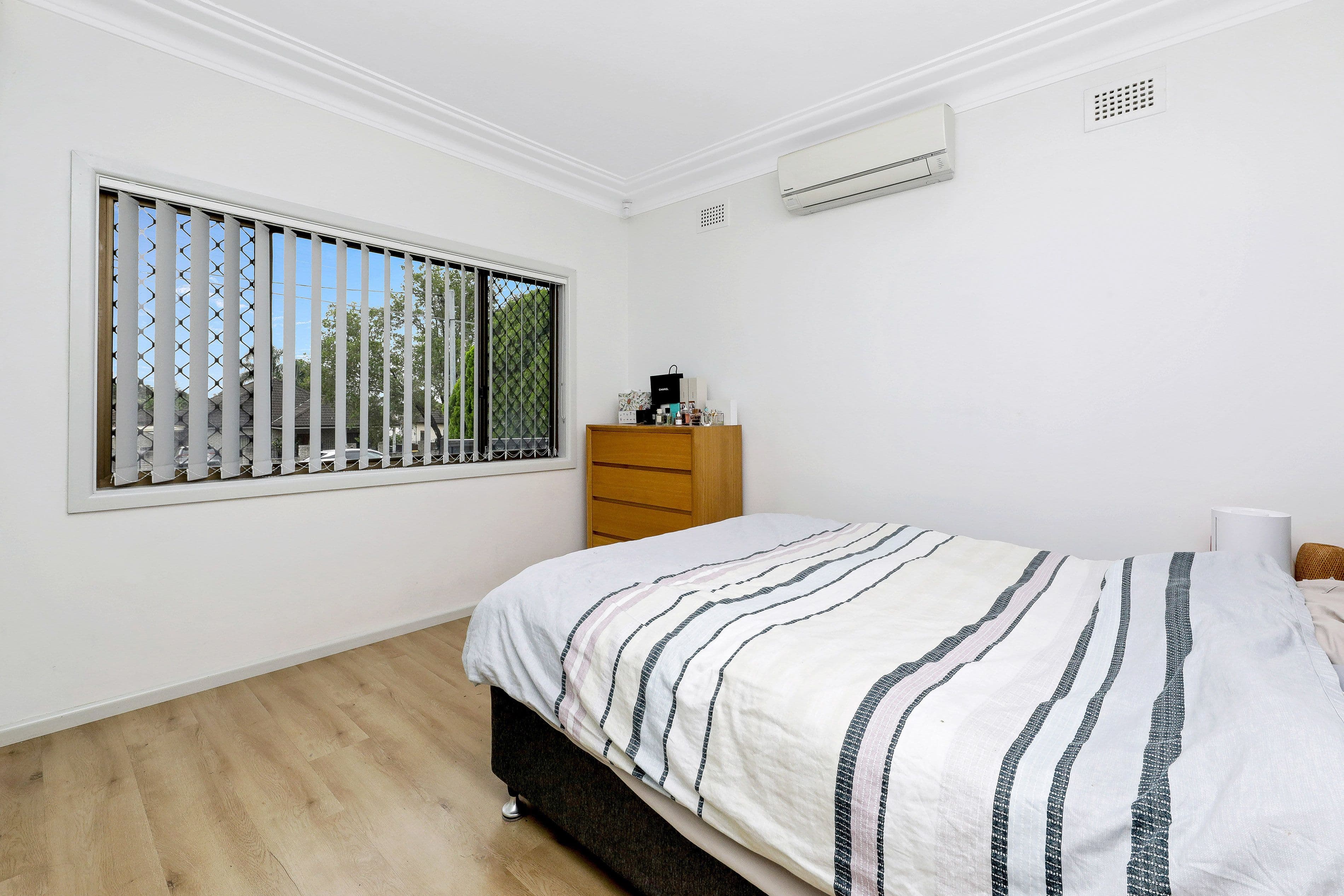 71 Virgil Avenue, Chester Hill NSW 2162, Chester Hill - Thumbnail 3