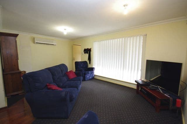 51 Golders Way, GIRRAWHEEN WA 6064, Girrawheen - Thumbnail 6