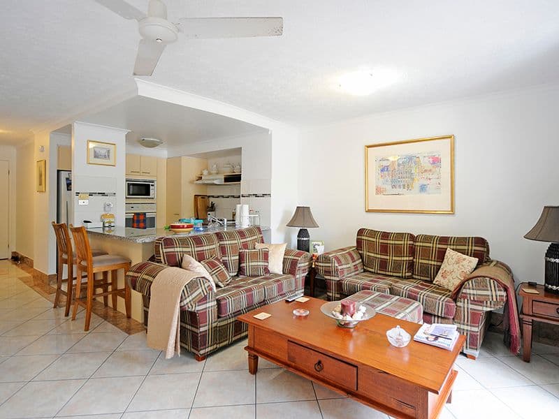 Unit 61 'Diamond Sands', 2320-2330 Gold Coast Highway, MERMAID BEACH QLD 4218, Mermaid Beach - Image 1