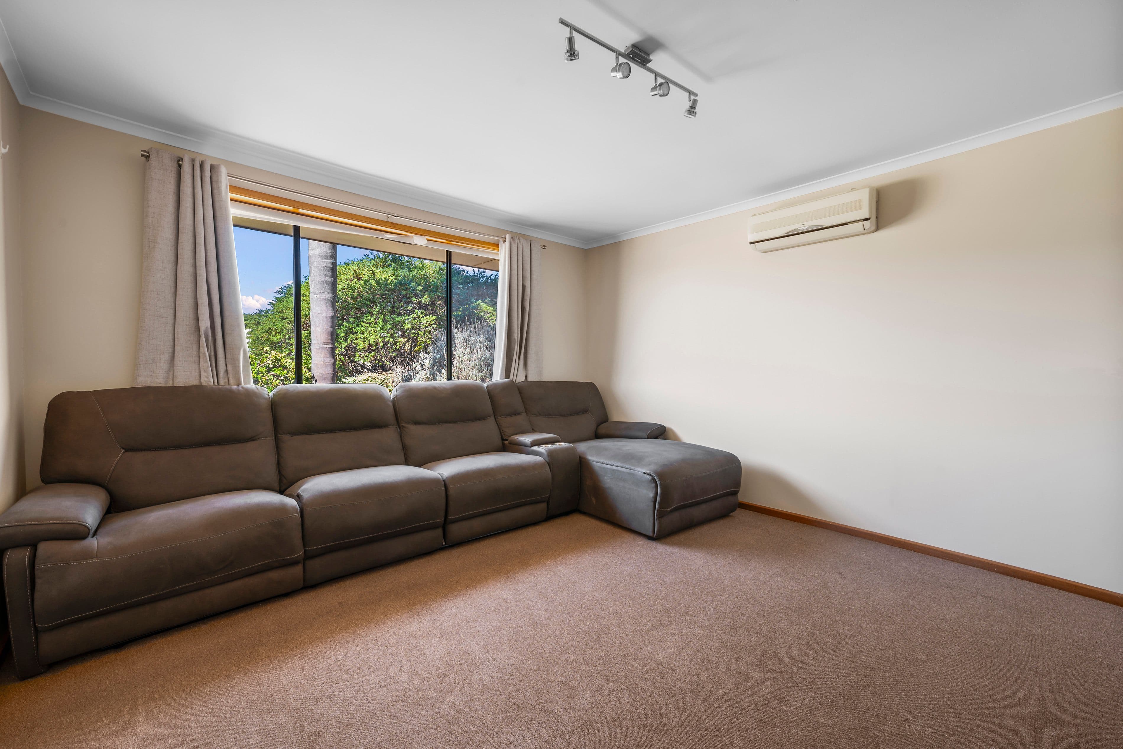 9 Wells Court, Hillbank SA 5112, Hillbank - Thumbnail 2