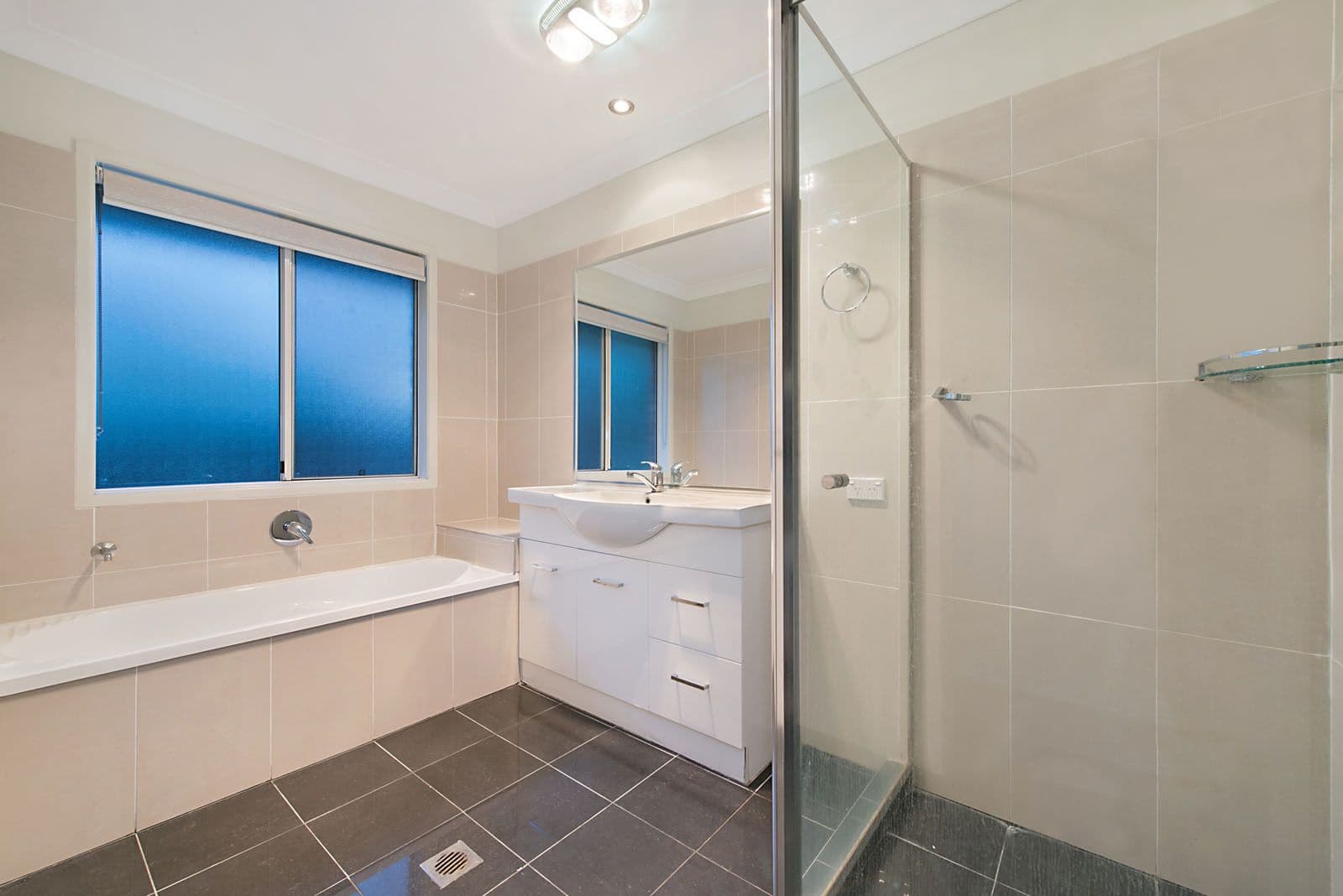 4 Lucas Street, Scarborough QLD 4020, Scarborough - Thumbnail 8