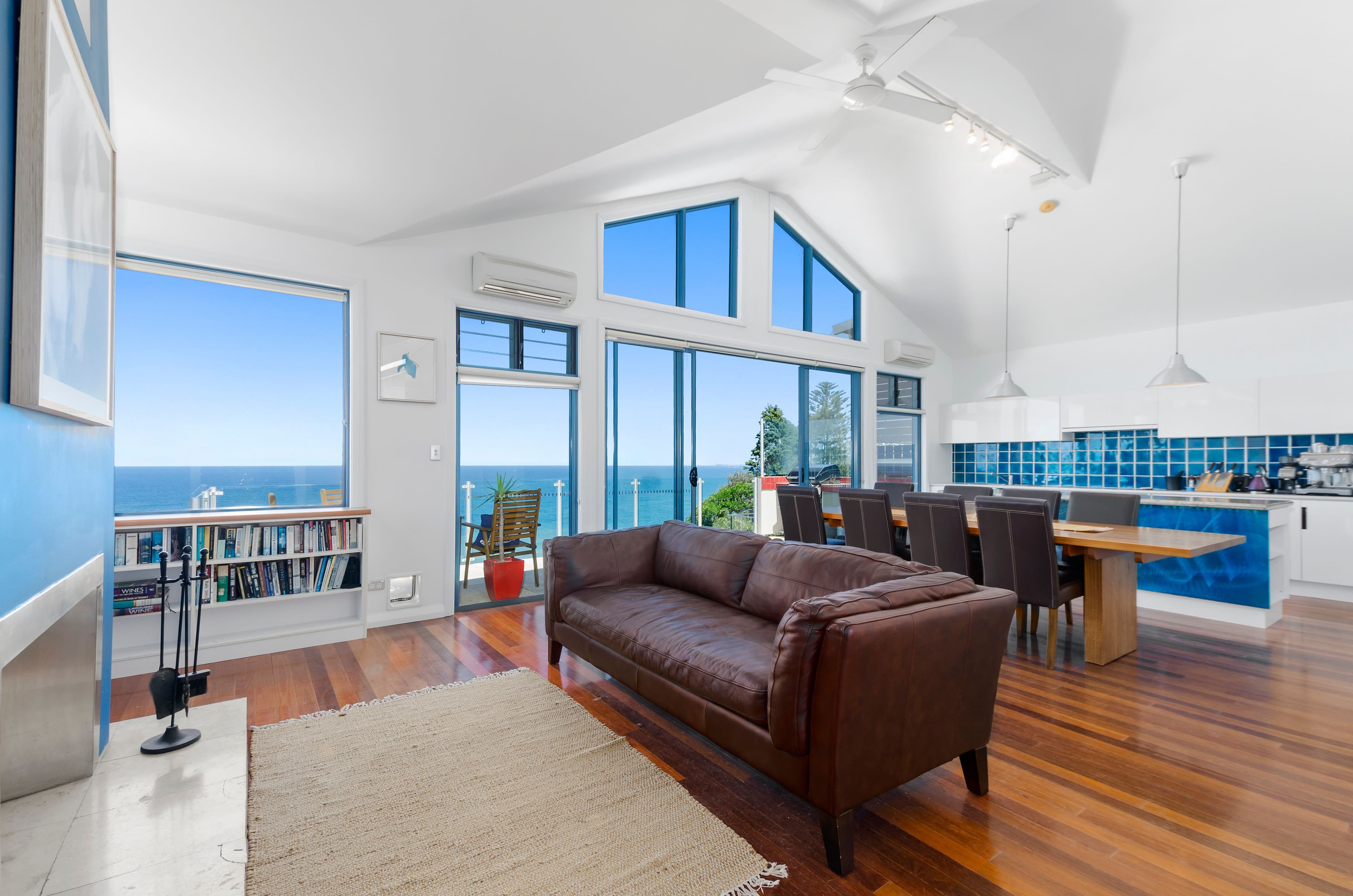 411 Lawrence Hargrave Drive, Scarborough - Thumbnail 3