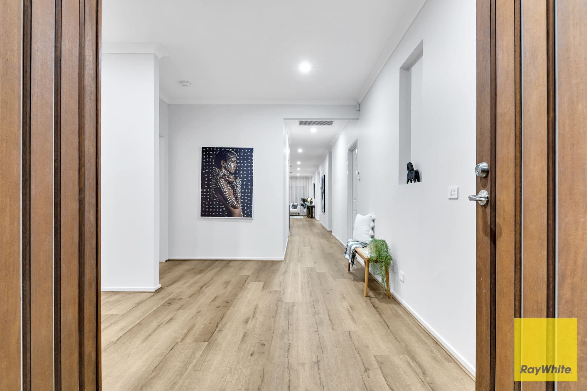 6 Montalto Street, Craigieburn VIC 3064, Craigieburn - Thumbnail 3