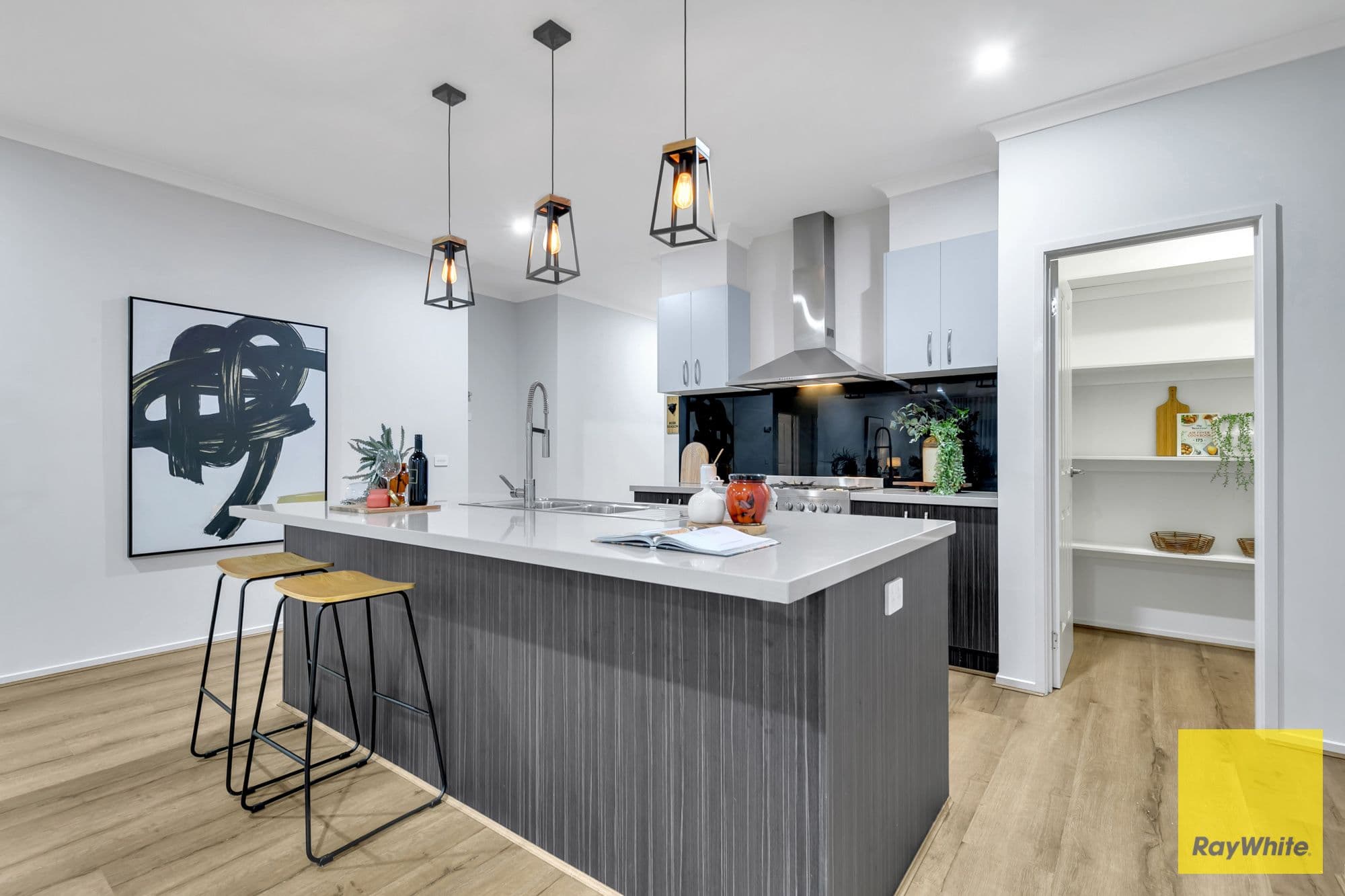 6 Montalto Street, Craigieburn VIC 3064, Craigieburn - Thumbnail 7