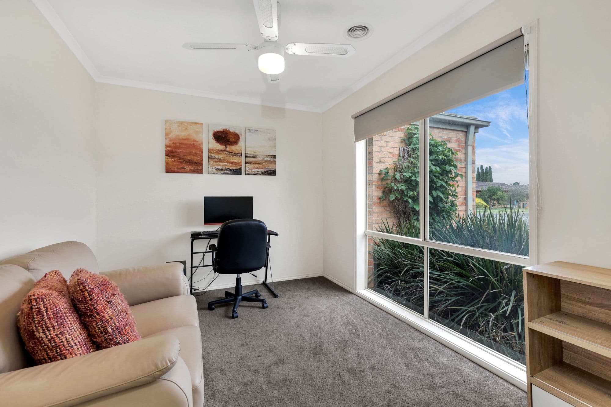 43 Nangiloc Crescent, Werribee VIC 3030, Werribee - Thumbnail 4