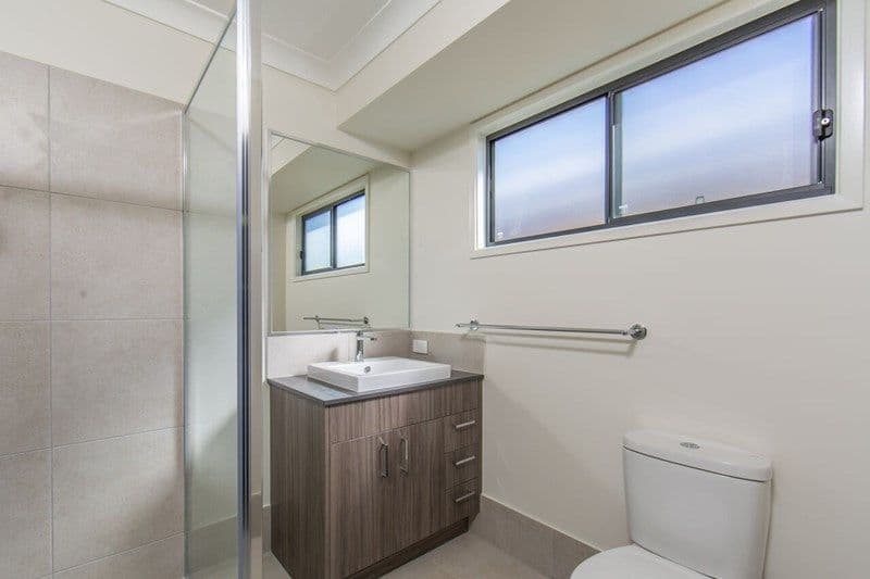 74 Tarong Avenue, North Lakes QLD 4509, North Lakes - Thumbnail 5